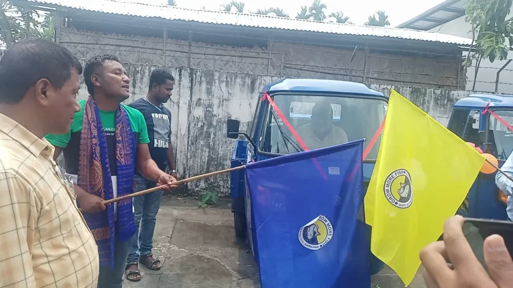 EM Rakesh Brahma distributes Fish carrying van in Kokrajhar 1