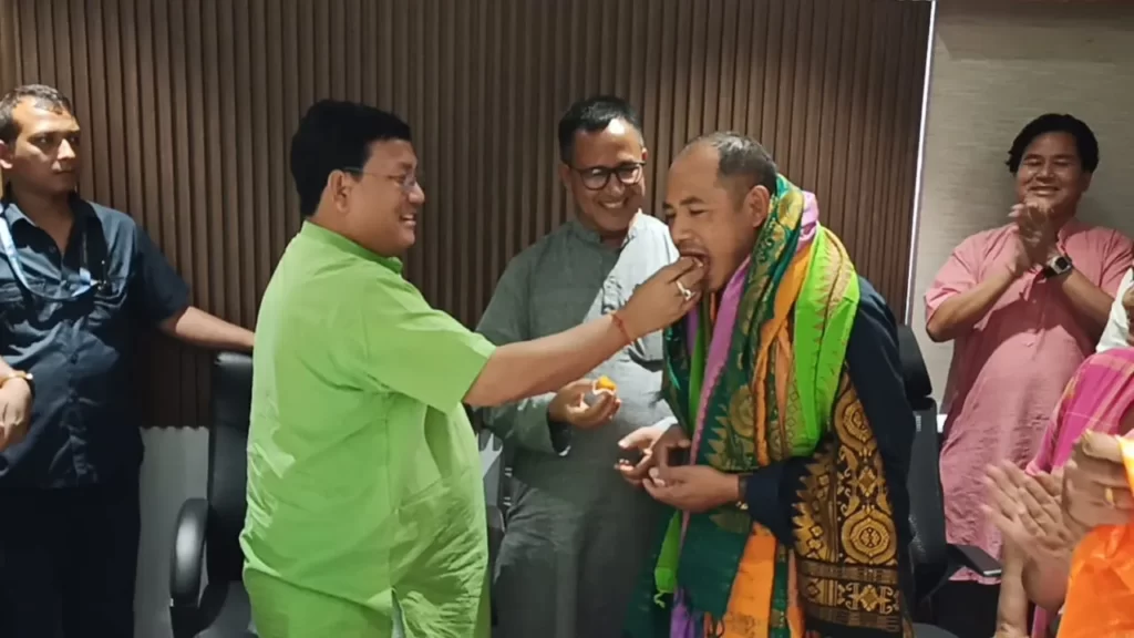 Sangrang Brahma gets warm felicitation in Kokrajhar