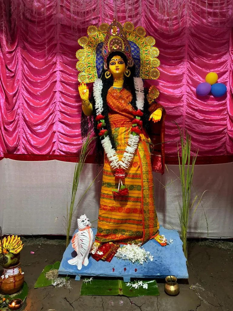 Sukhanjhora Mili Juli Lakshmi Puja concludes