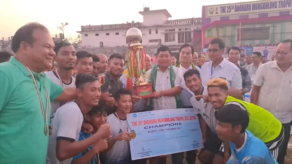 Udalguri sports club lifts Daoharu Mungkhlong football trophy