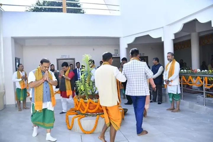 CM Sarma inaugurates Bathou Traditional & Cultural Centre in Kokrajhar 2