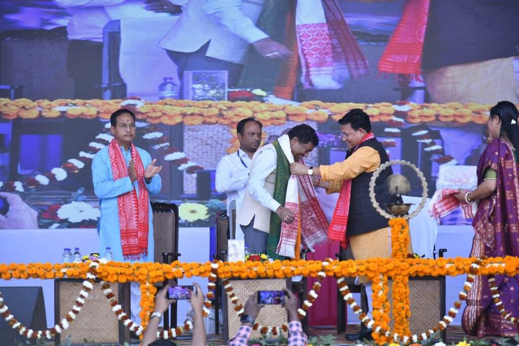 Union Minister Rameswar Teli lays foundation stone for POL & LPG facility in Chirang 4